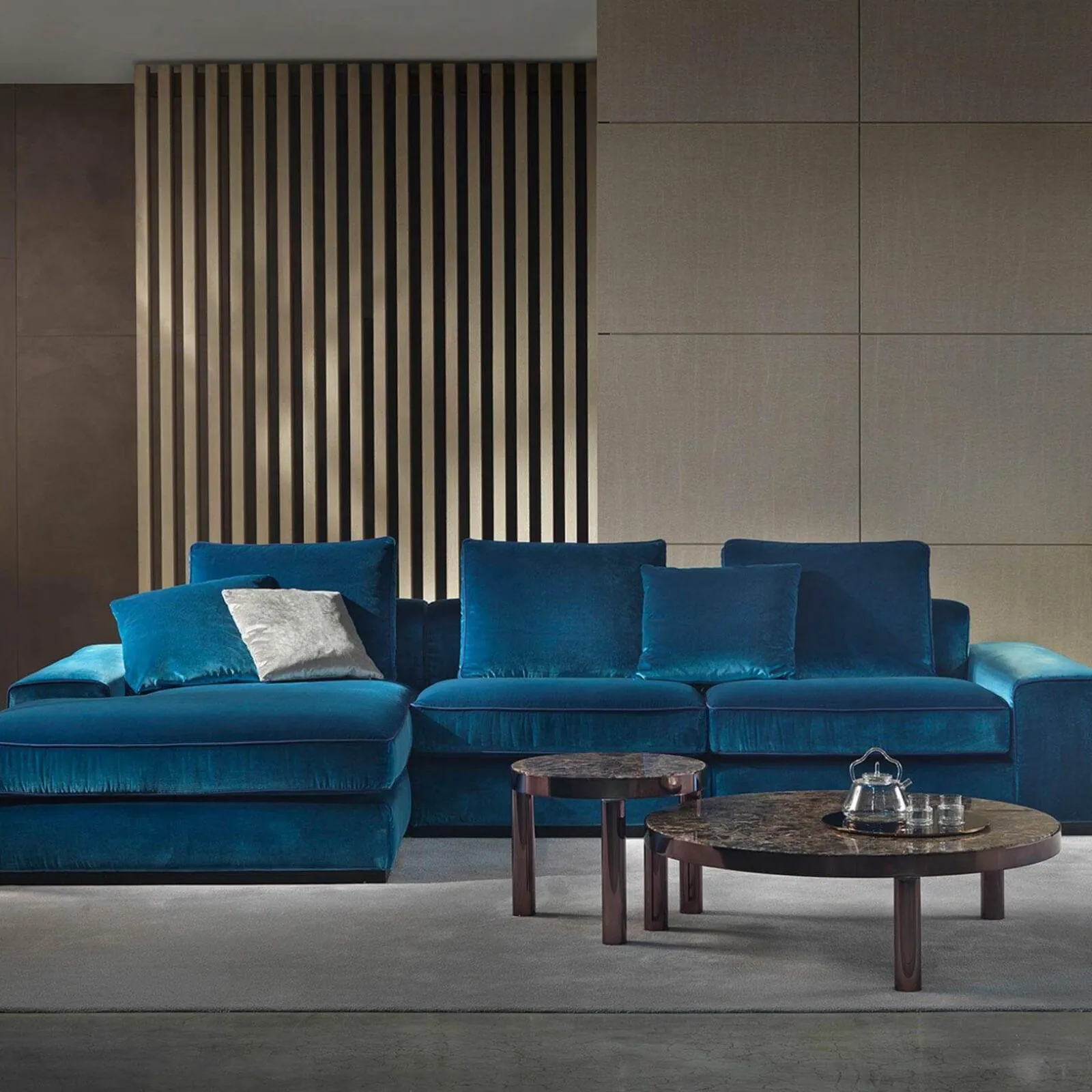 Lomacasa Marelli Alexander Sofa Gallery 1-8