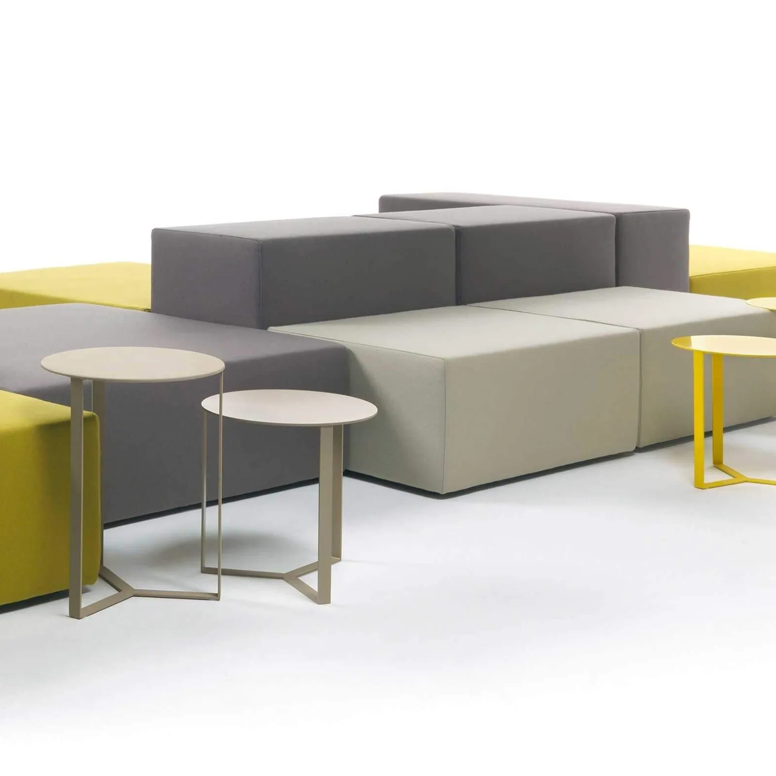 Lomacasa Marelli Clip Coffee Table Gallery 2-14