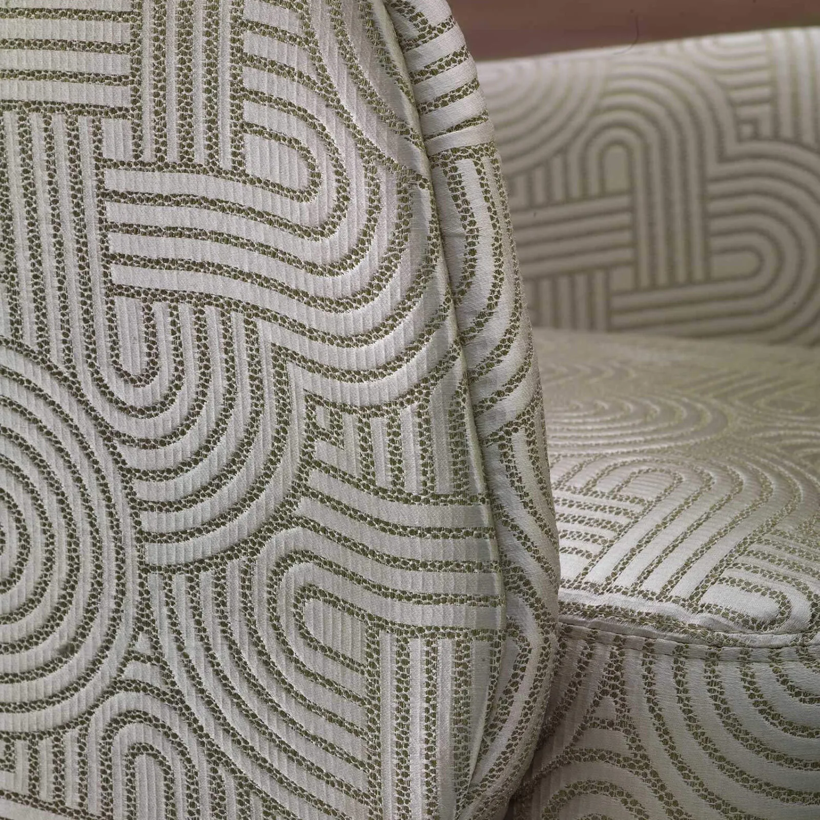 Lomacasa Marelli Clipper Chair Gallery 1-10