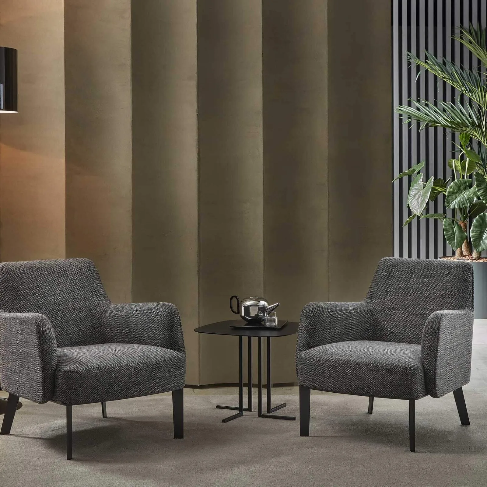 Lomacasa Marelli Clipper High Armchair Gallery 1-15