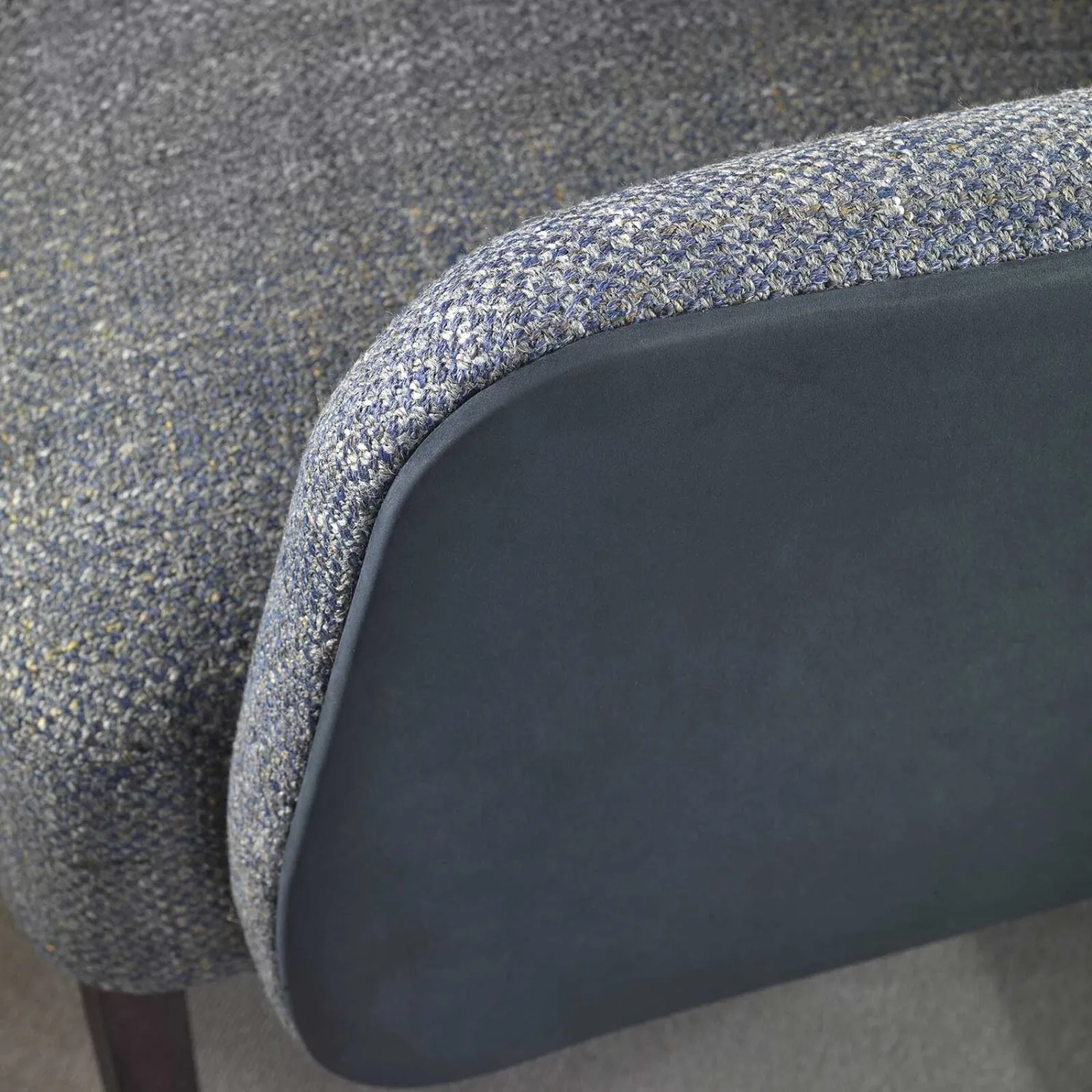 Lomacasa Marelli Clipper Low Armchair Gallery 1-8