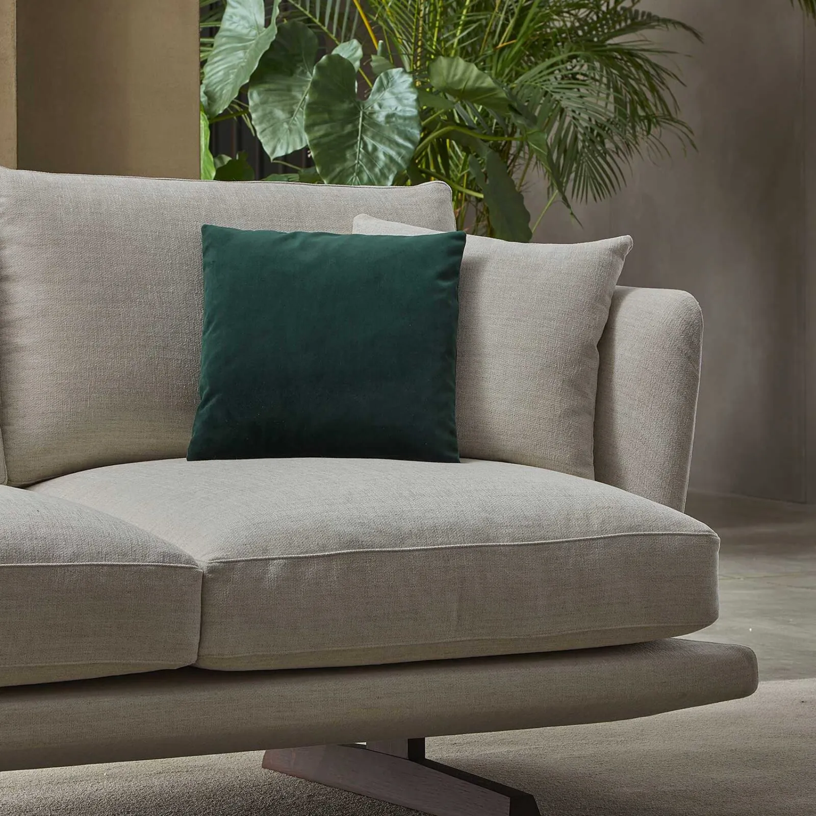 Lomacasa Marelli Clipper Sofa Gallery 1-13
