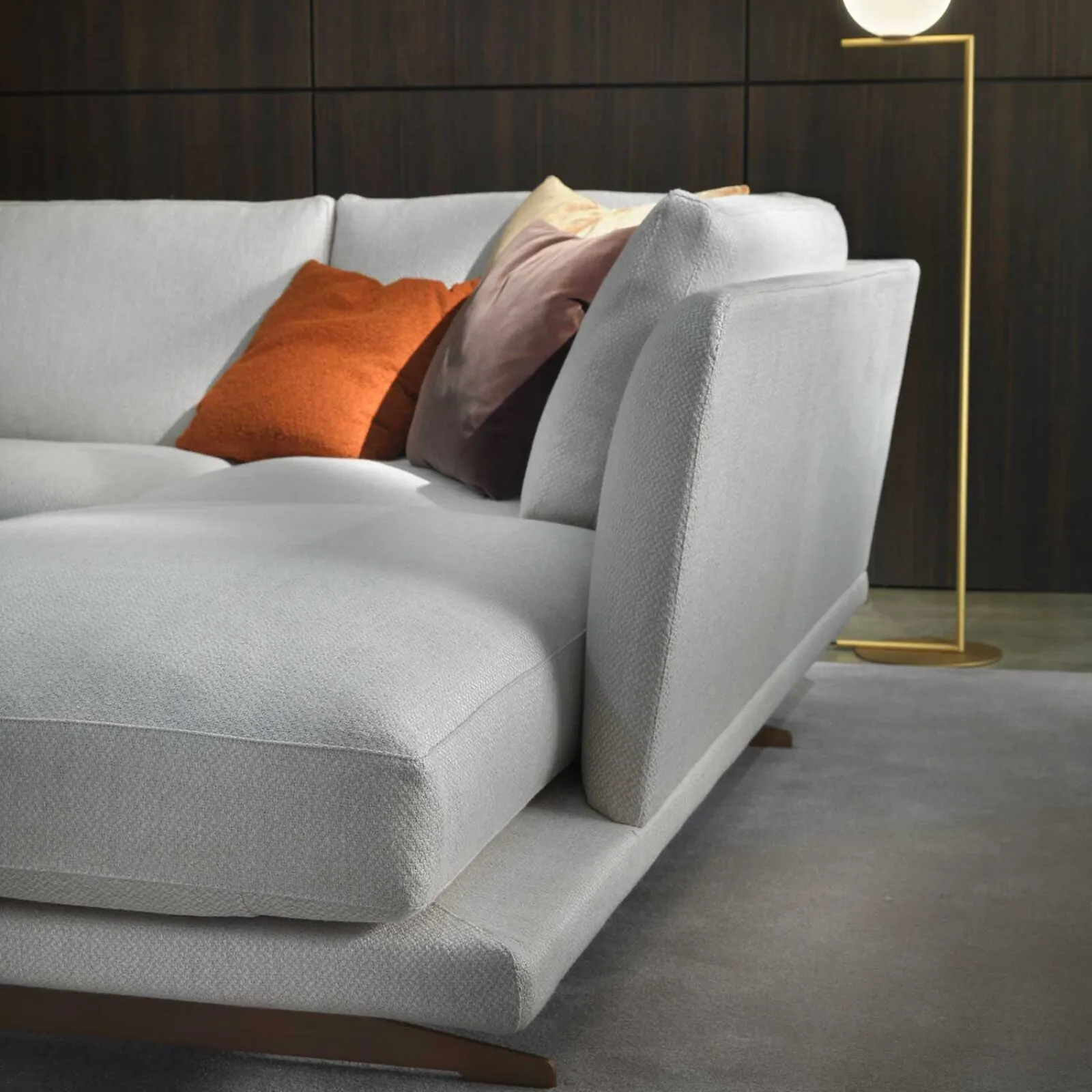 Lomacasa Marelli Clipper Sofa Gallery 1-15