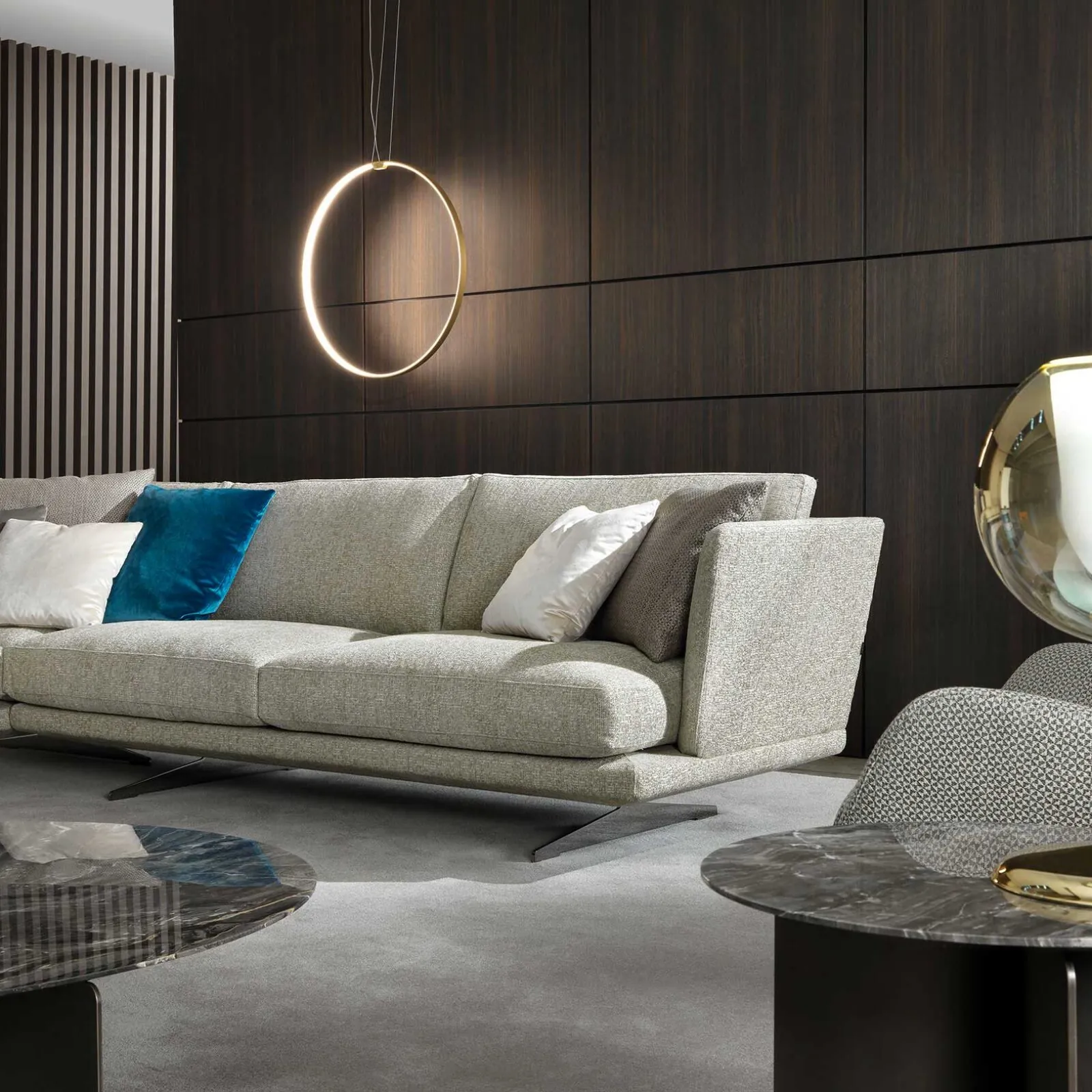 Lomacasa Marelli Clipper Sofa Gallery 1-8