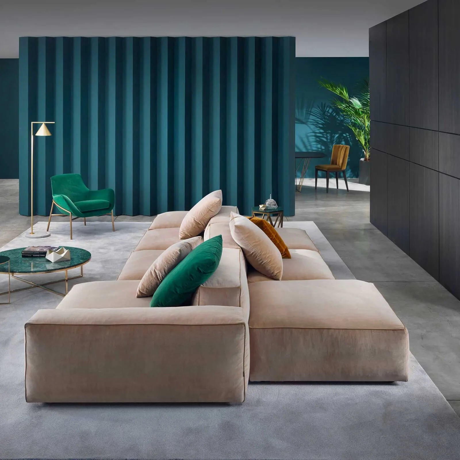 Lomacasa Marelli Gary Sofa Gallery 1-7