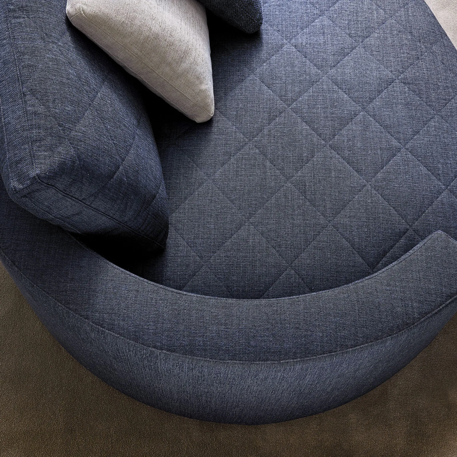 Lomacasa Marelli Gordon Sofa Gallery 1-11