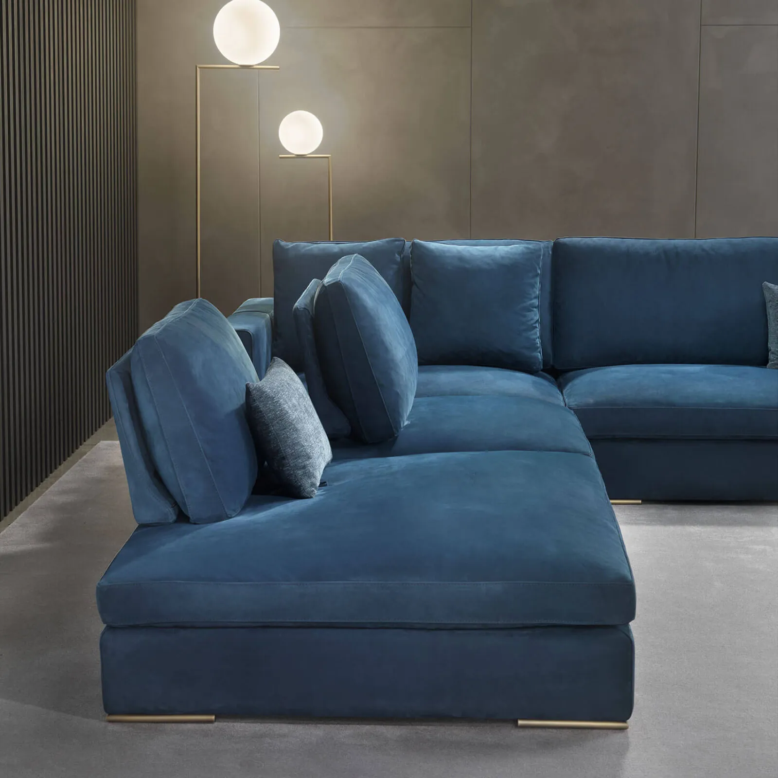 Lomacasa Marelli Gordon Sofa Gallery 1-6