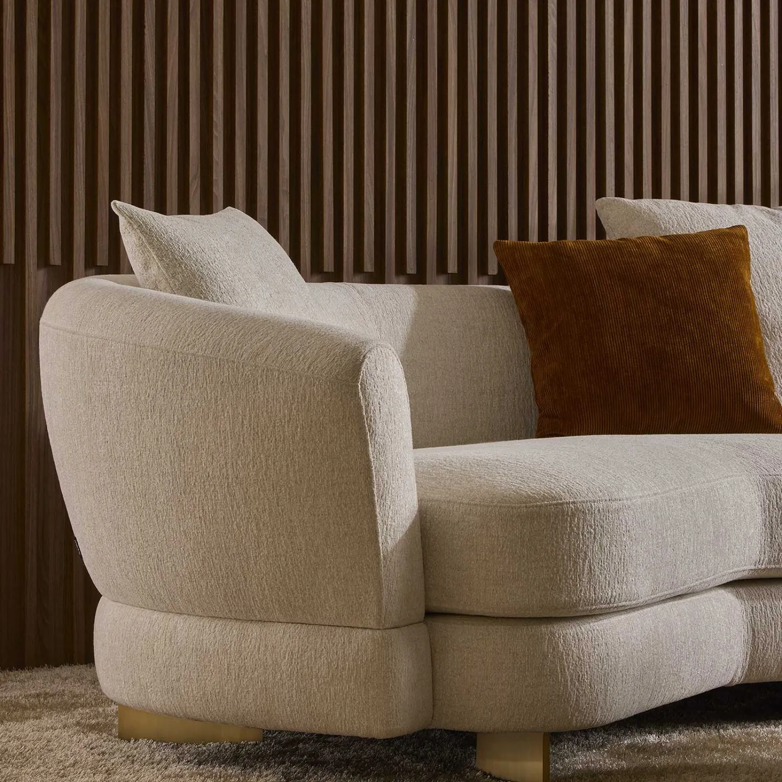 Lomacasa Marelli Jeff Armchair Gallery 1-6