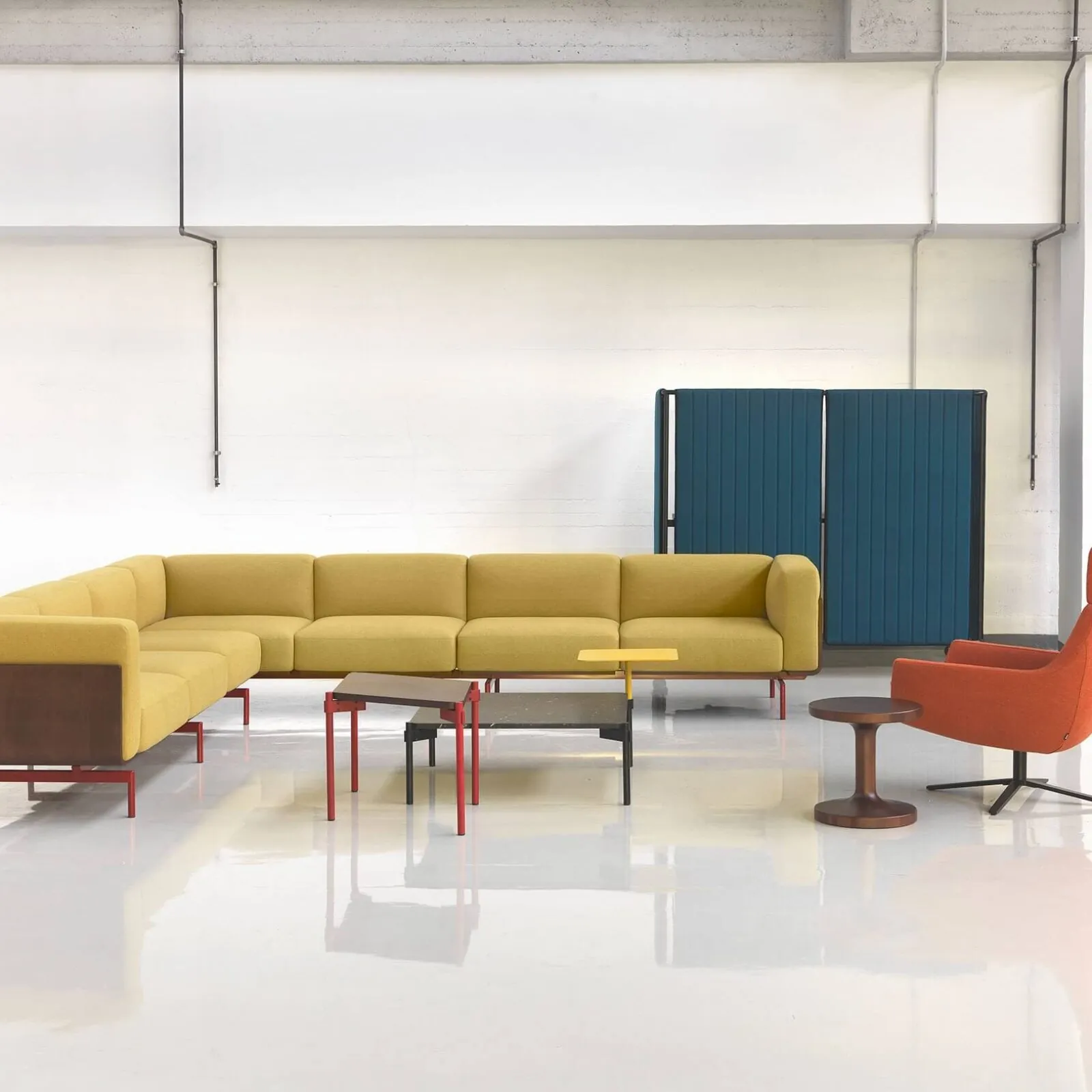 Lomacasa Marelli L-Sofa Armchair Gallery 1-3