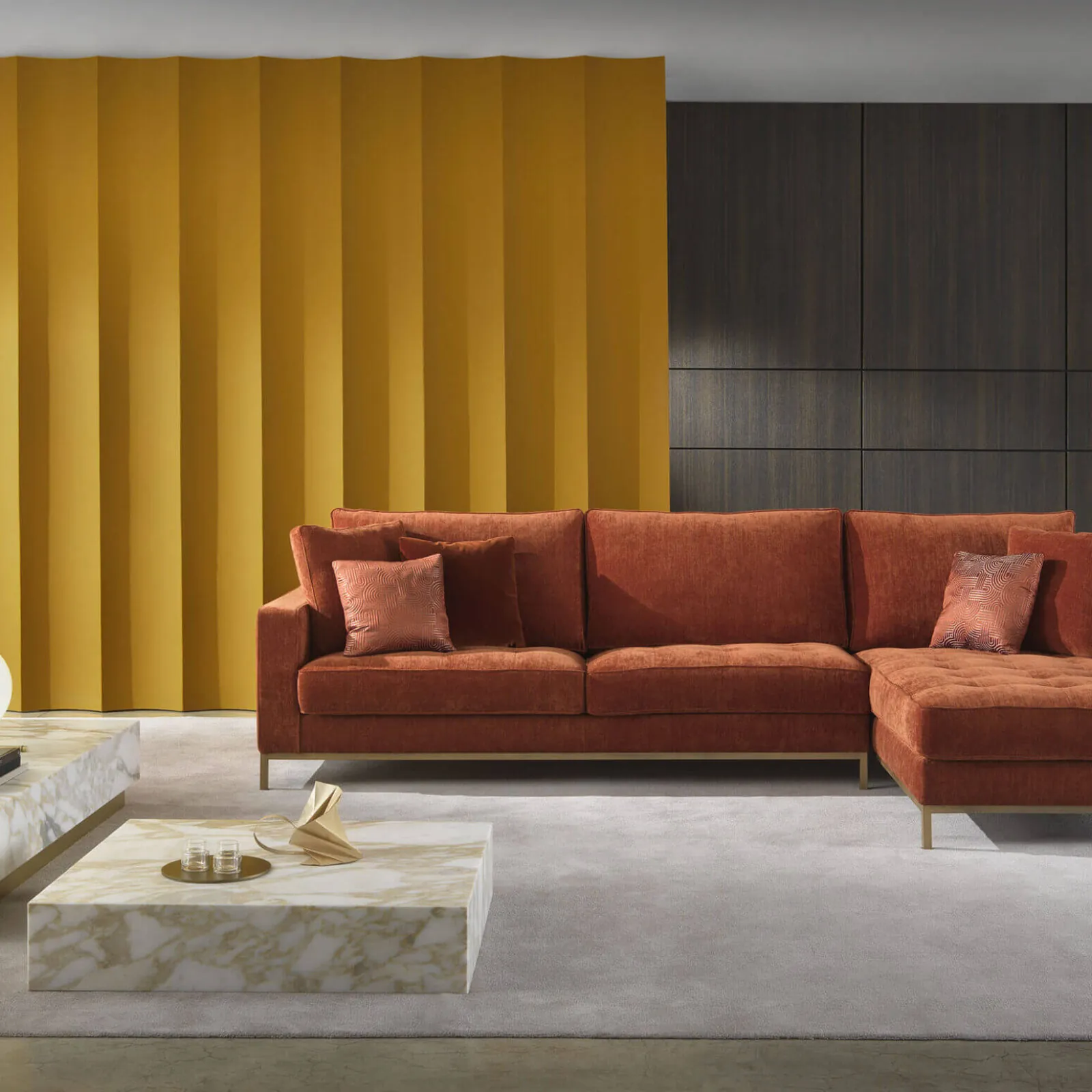 Lomacasa Marelli Lancaster Sofa Gallery 1-2