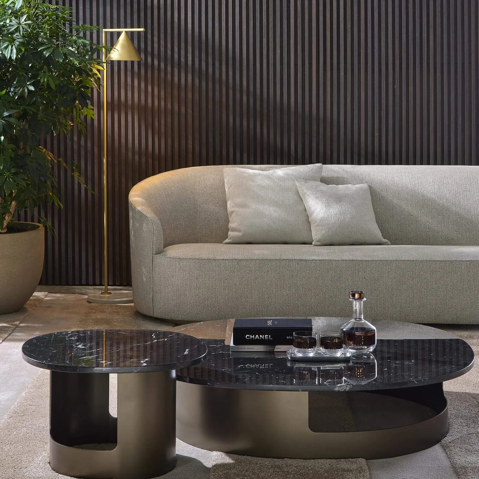 Lomacasa Marelli Moon Sofa Gallery 2-3