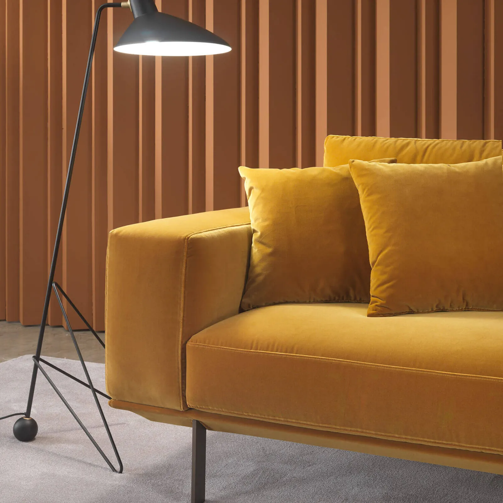 Lomacasa Marelli Richard Sofa Gallery 1-4