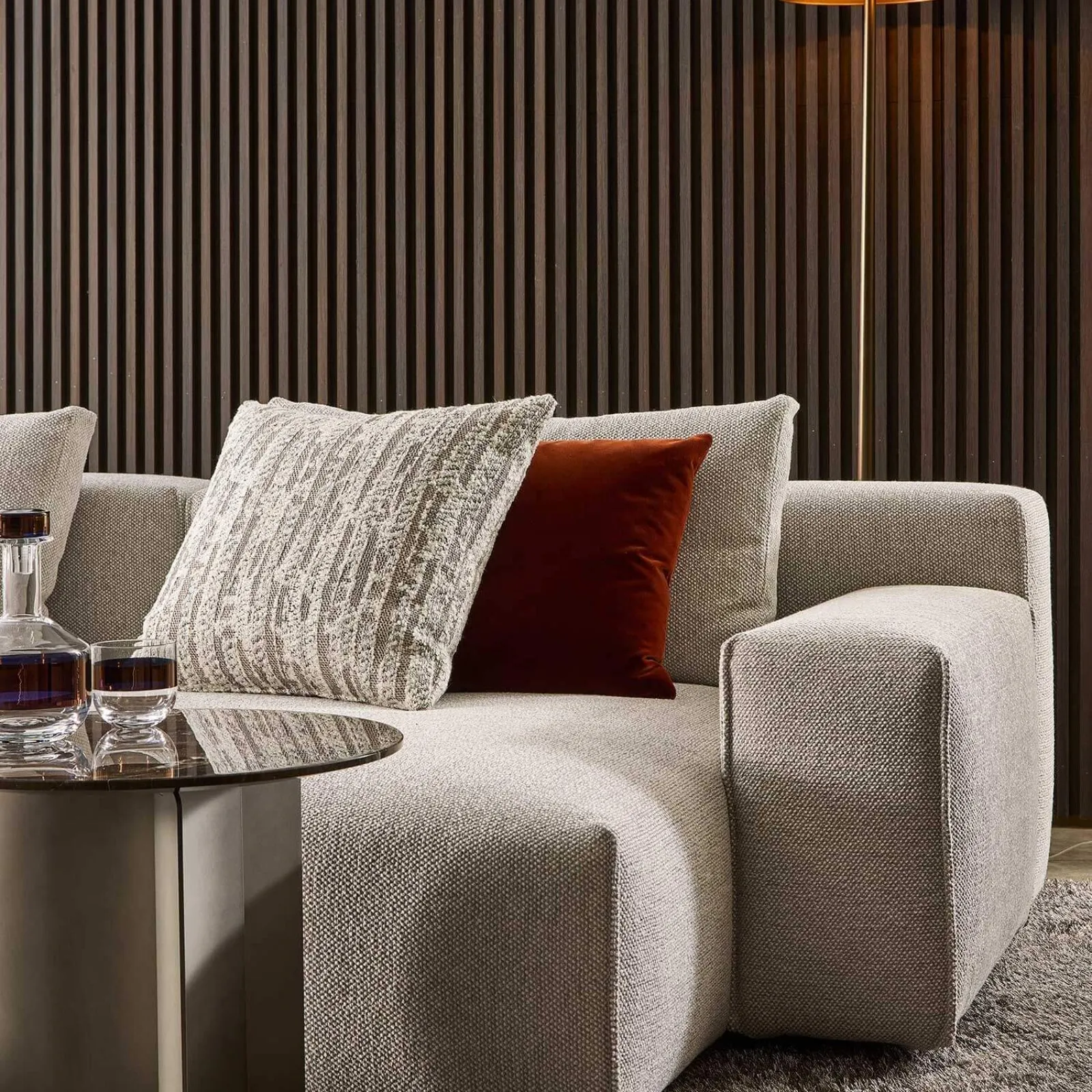 Lomacasa Marelli Yann Sofa Gallery 1-7