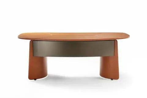 Lomacasa_Pellizzoni_Butterfly-Desk_featured