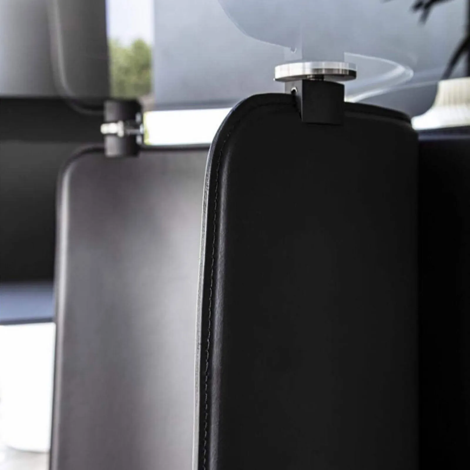 Lomacasa_Pellizzoni_Butterfly-Table_Gallery-2