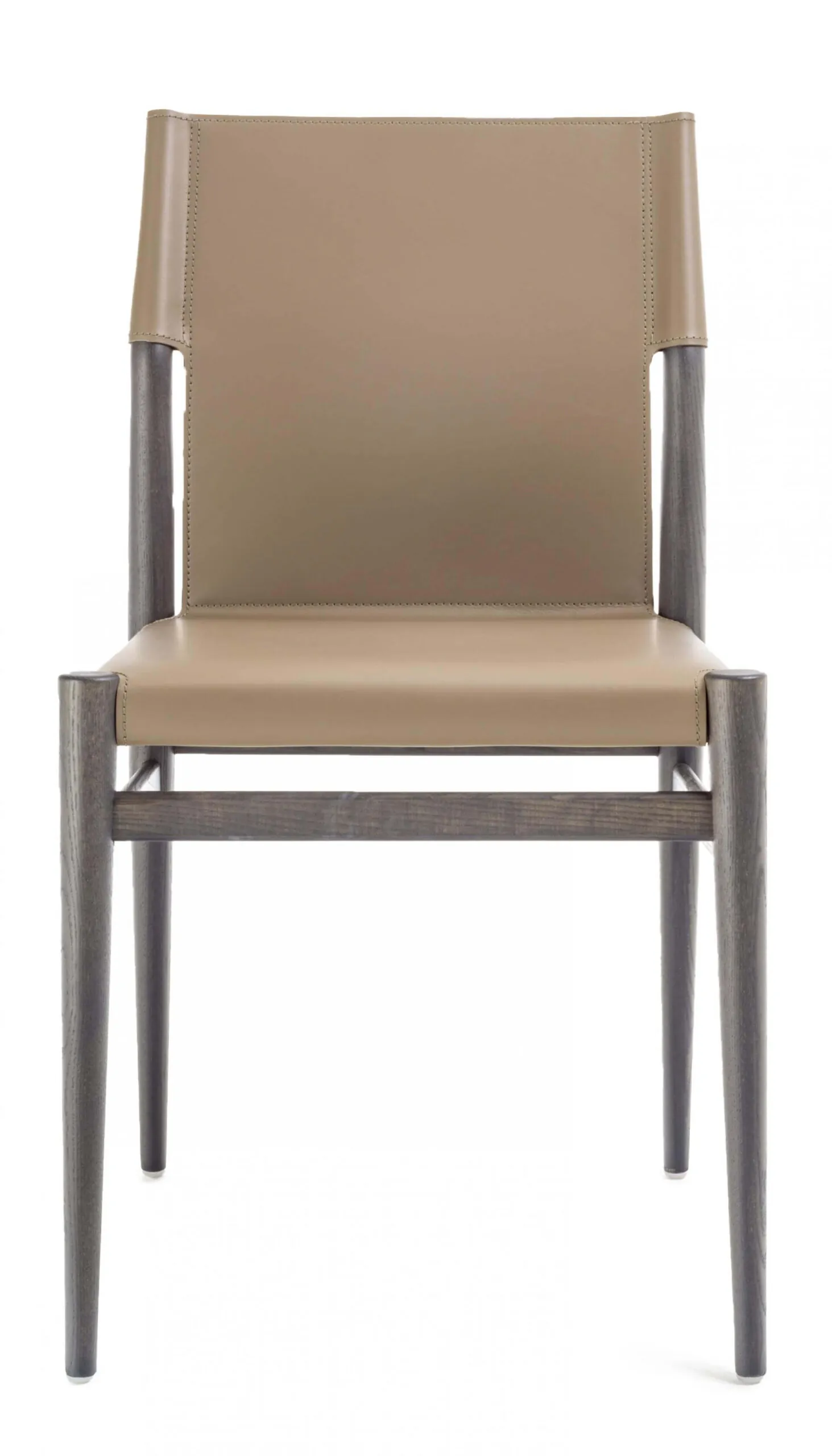 Lomacasa_Pellizzoni_Ledermann-Chair_hero