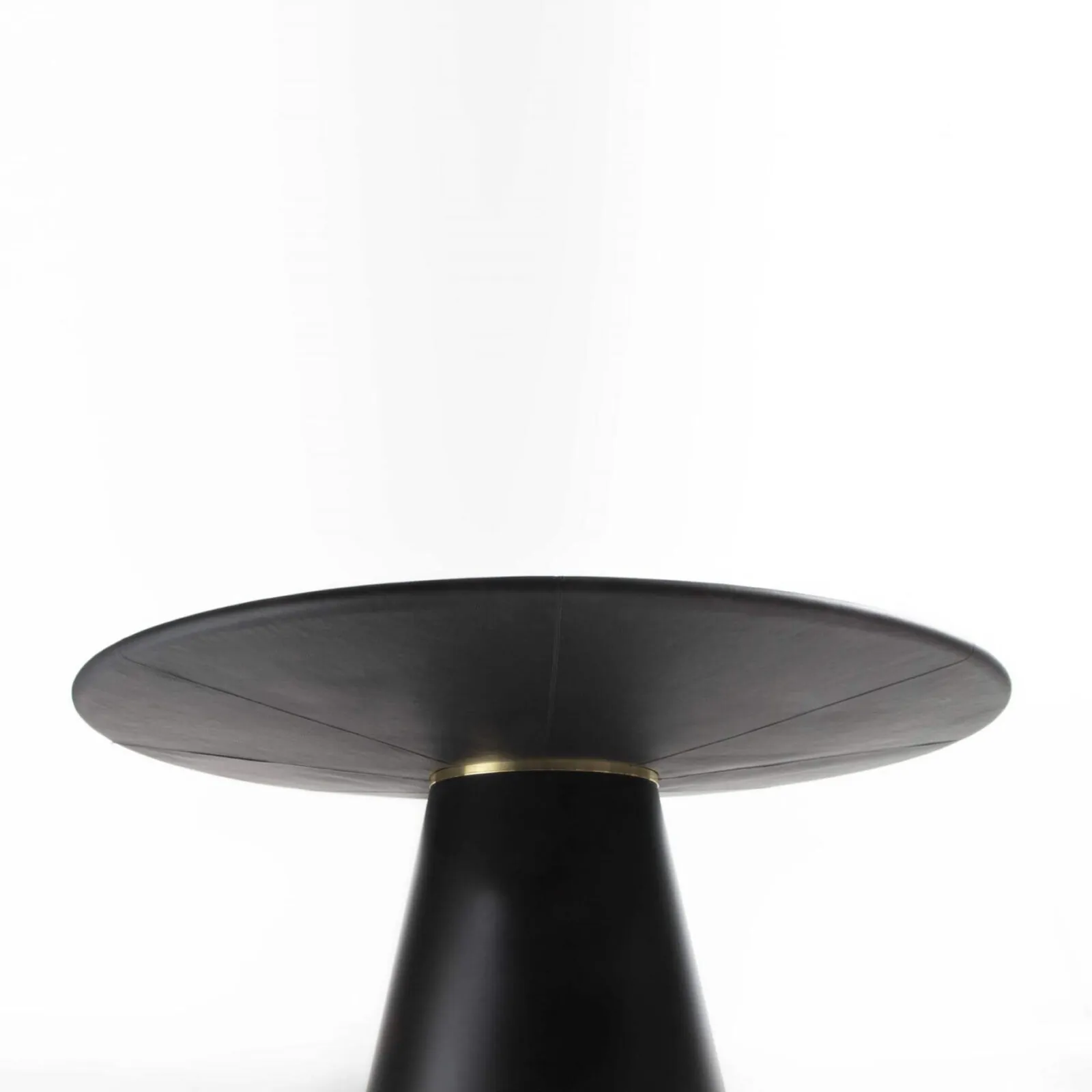 Lomacasa Pellizzoni Loop Table Gallery-2