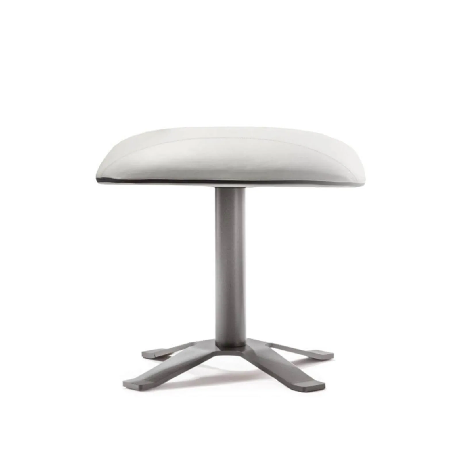 Lomacasa_Pellizzoni_Lullaby-Pouf_Gallery-2